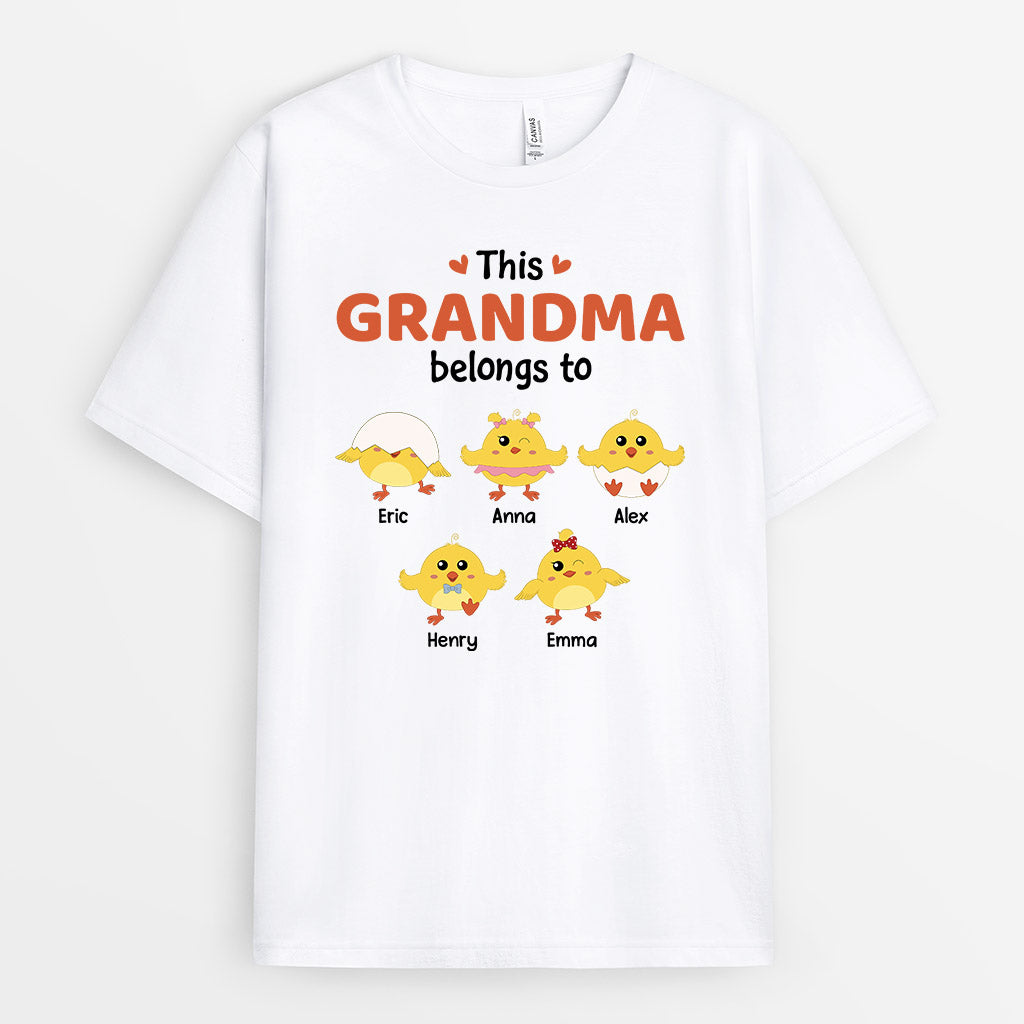 This Grandma Belongs To Her Chicks - Personalized T-Shirt - For Grandma