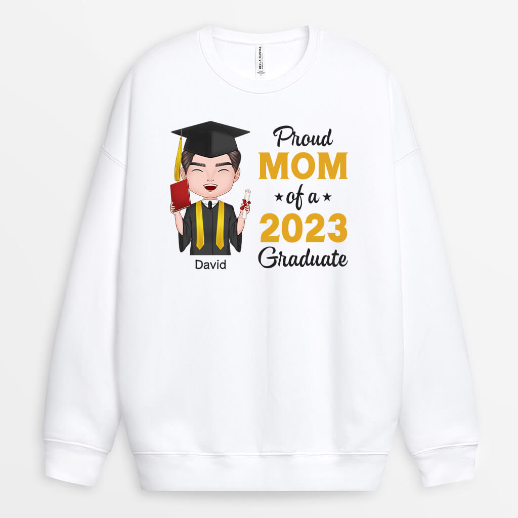 Personalized Proud Mom Of A Graduate Sweatshirt