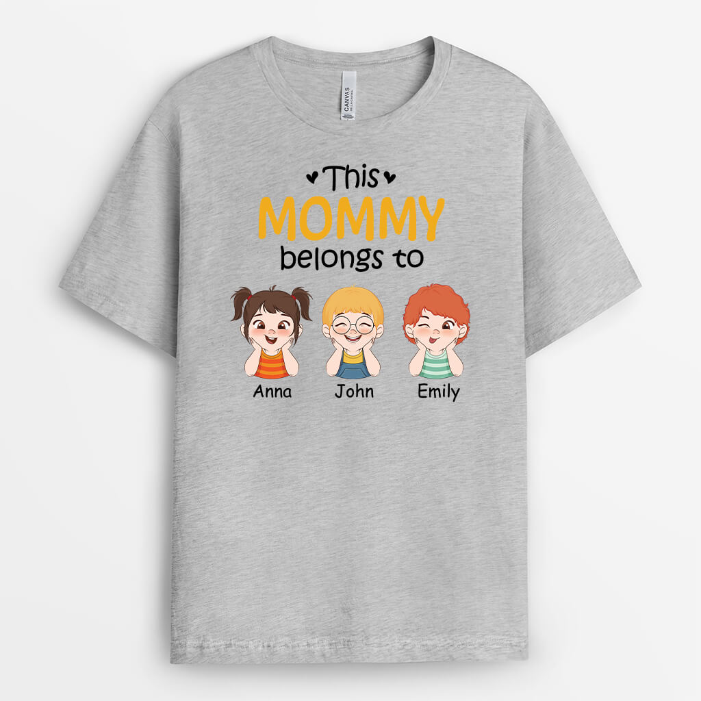 Personalized This Grandma Belongs To Kids With Hands On Chin T-shirt