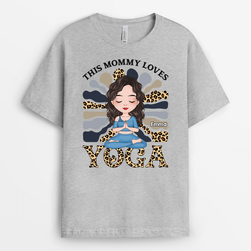 Personalized This Mom Loves Yoga T-shirt