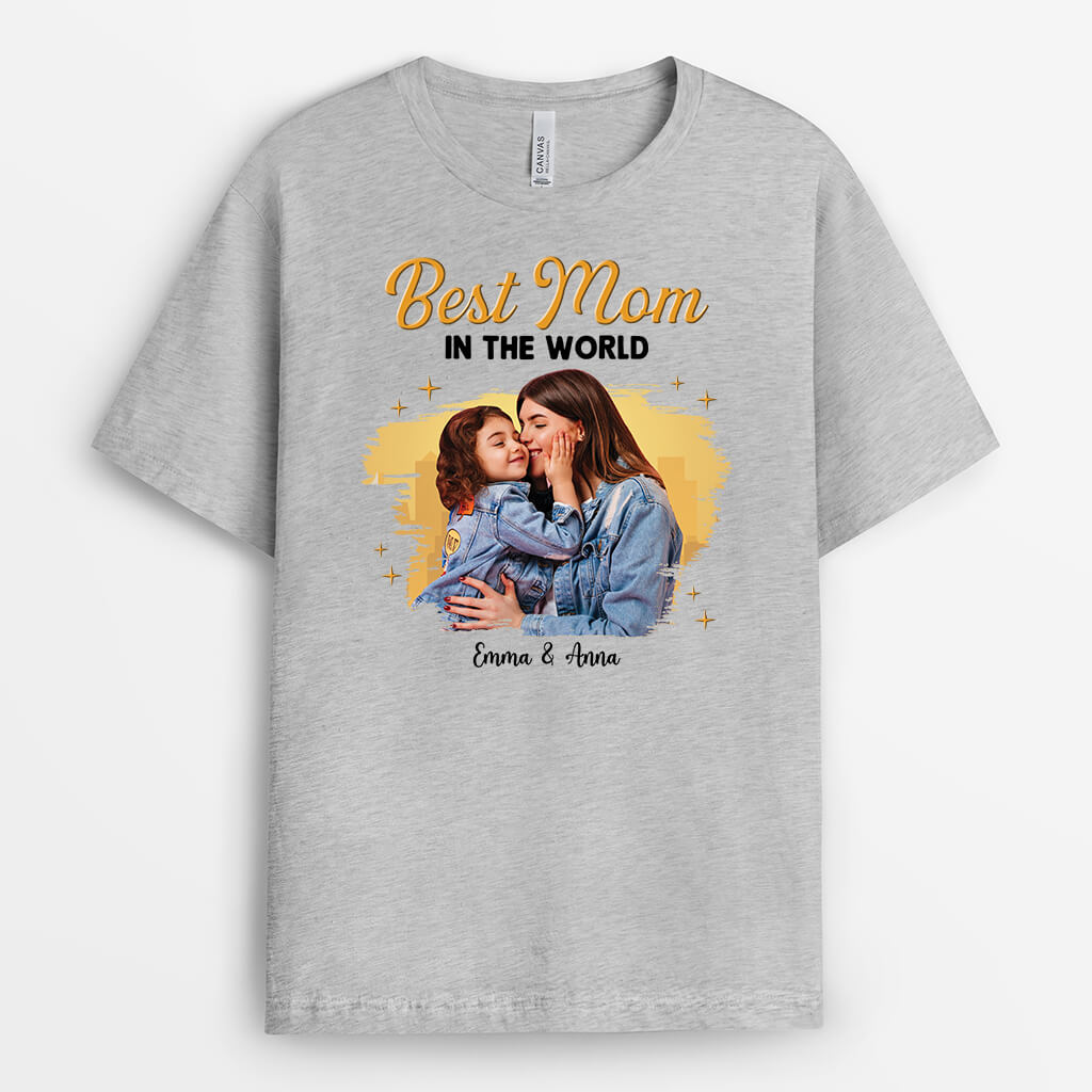 Personalized Best Mom In The World T-shirt