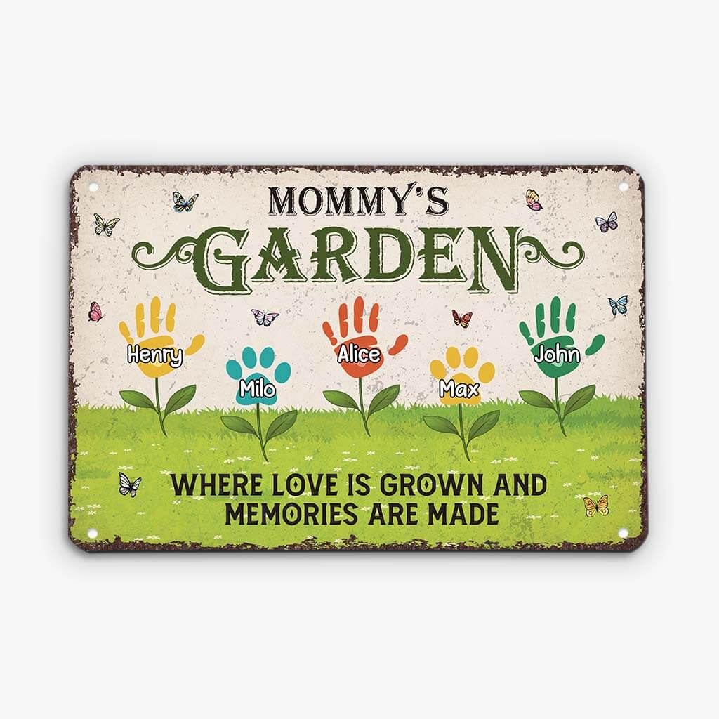 Personalized Grandma's Garden Metal Sign