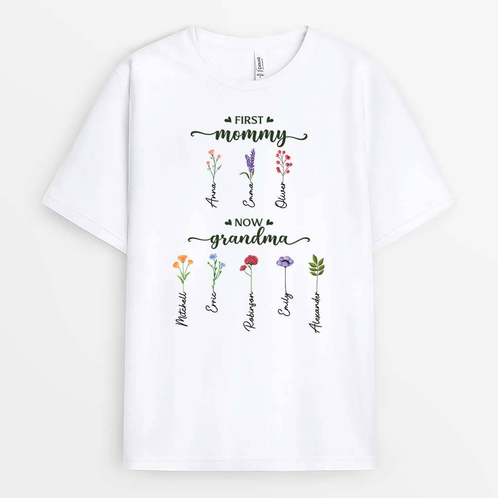 Personalized First Mom Now Grandma T-shirt